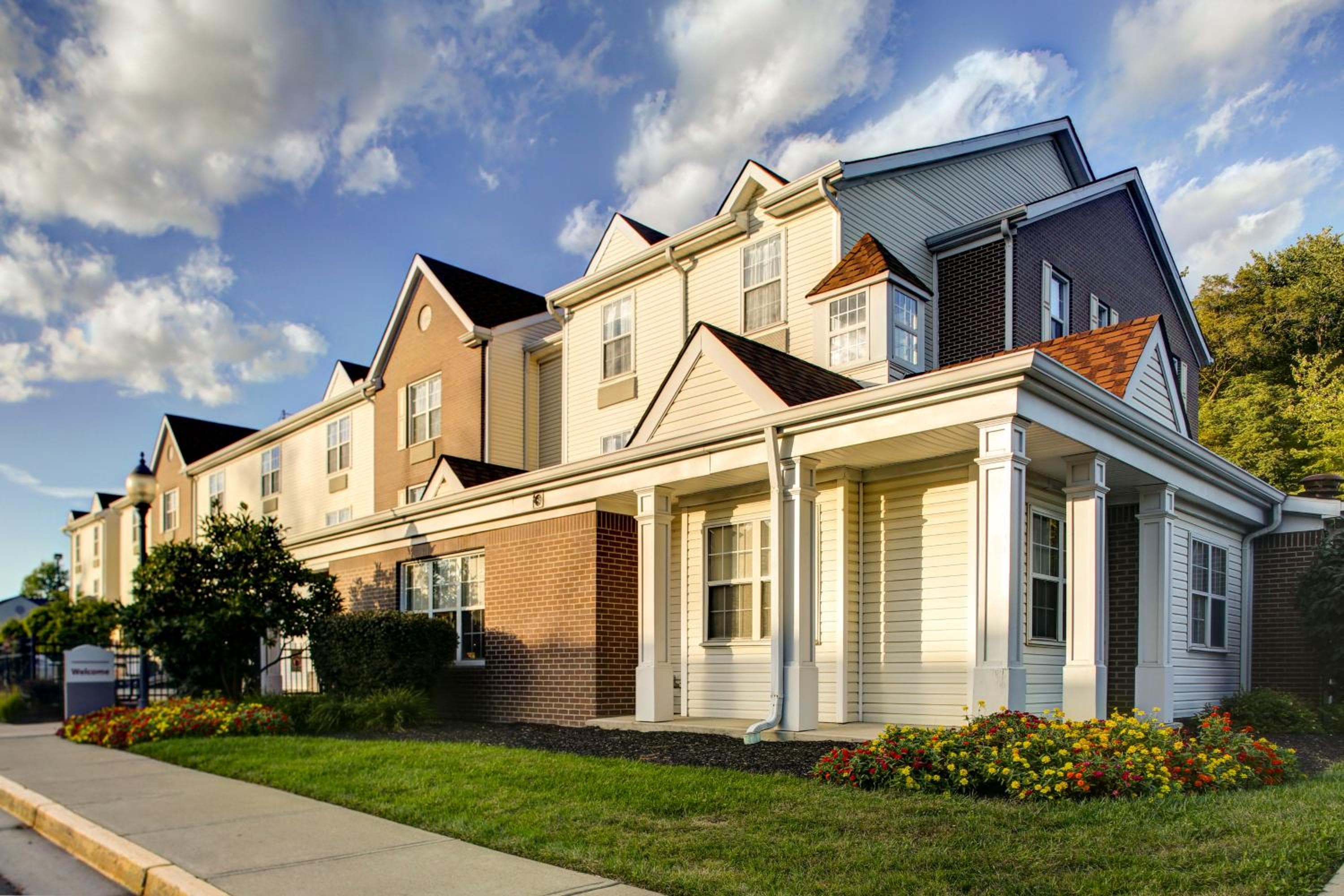 Hawthorn Extended Stay by Wyndham Cincinnati NE Mason, Cincinnati