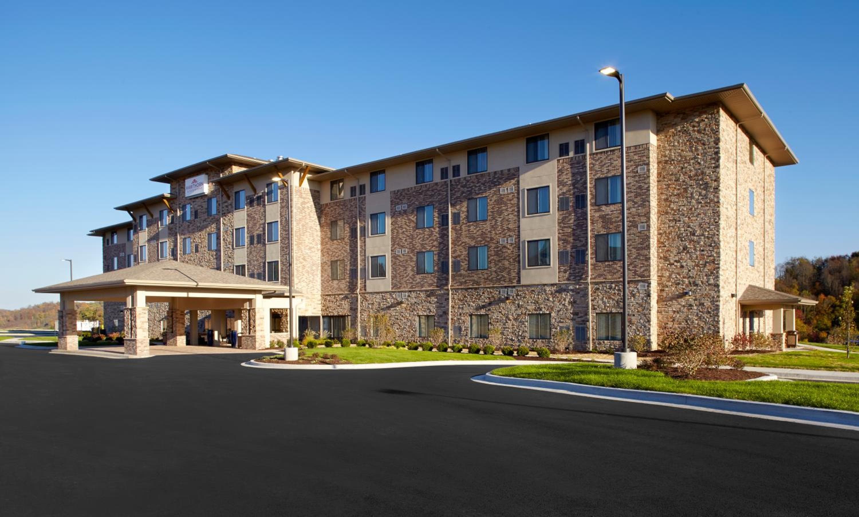 Hawthorn Suites by Wyndham Wheeling at The Highlands, Triadelphia, photo 3