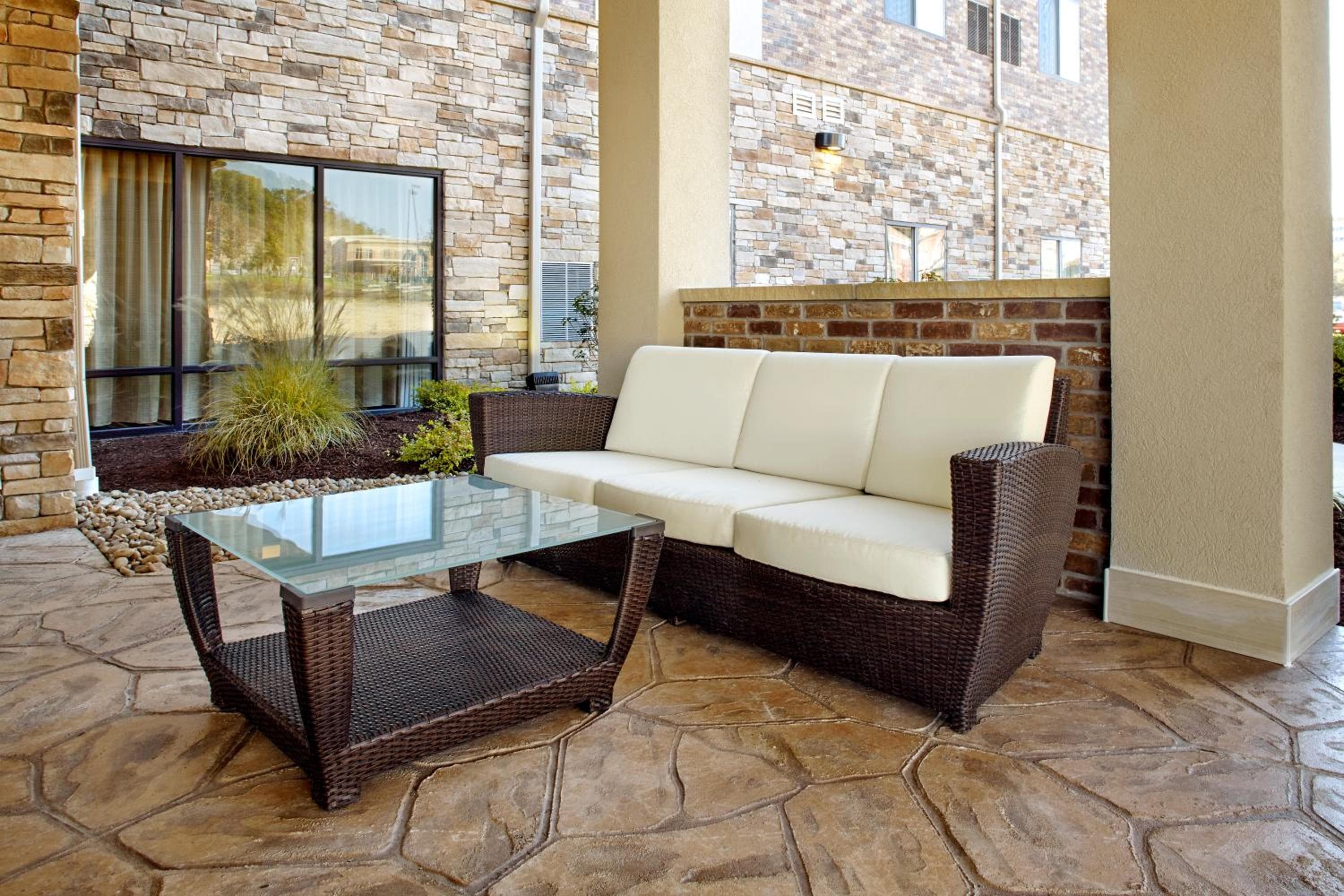 Hawthorn Suites by Wyndham Wheeling at The Highlands, Triadelphia, photo 6