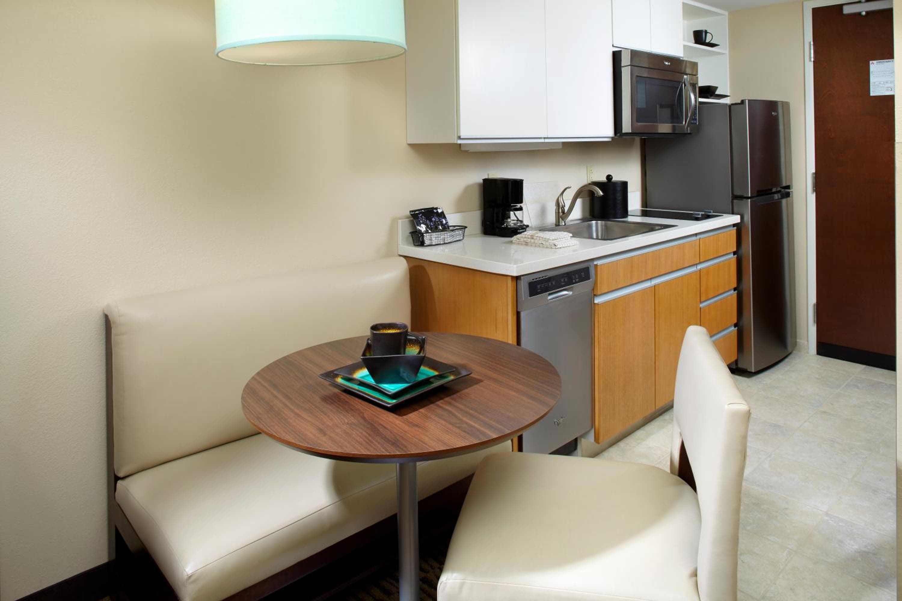 Hawthorn Suites by Wyndham Wheeling at The Highlands, Triadelphia, photo 2