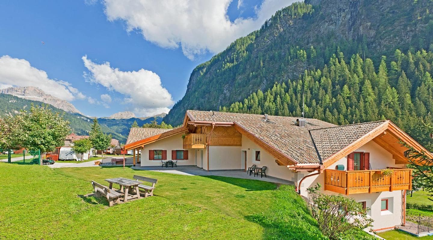 Cesa Melester, Campitello di Fassa