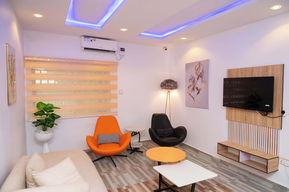 Goddis Apartments Ajah, Lekki