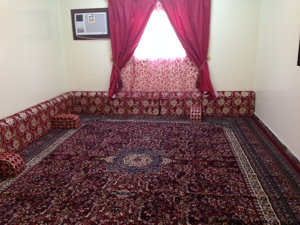 Al Eairy Furnished Apartments Tabuk 6, Tabuk, photo 3