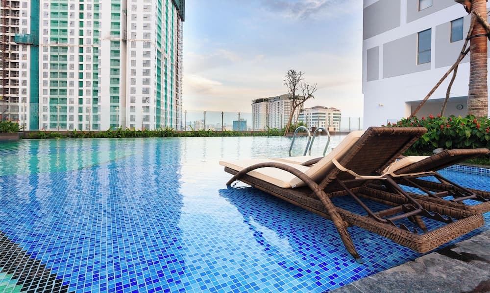 Refined Saigon - Rivergate Apartment, Ho Chi Minh City