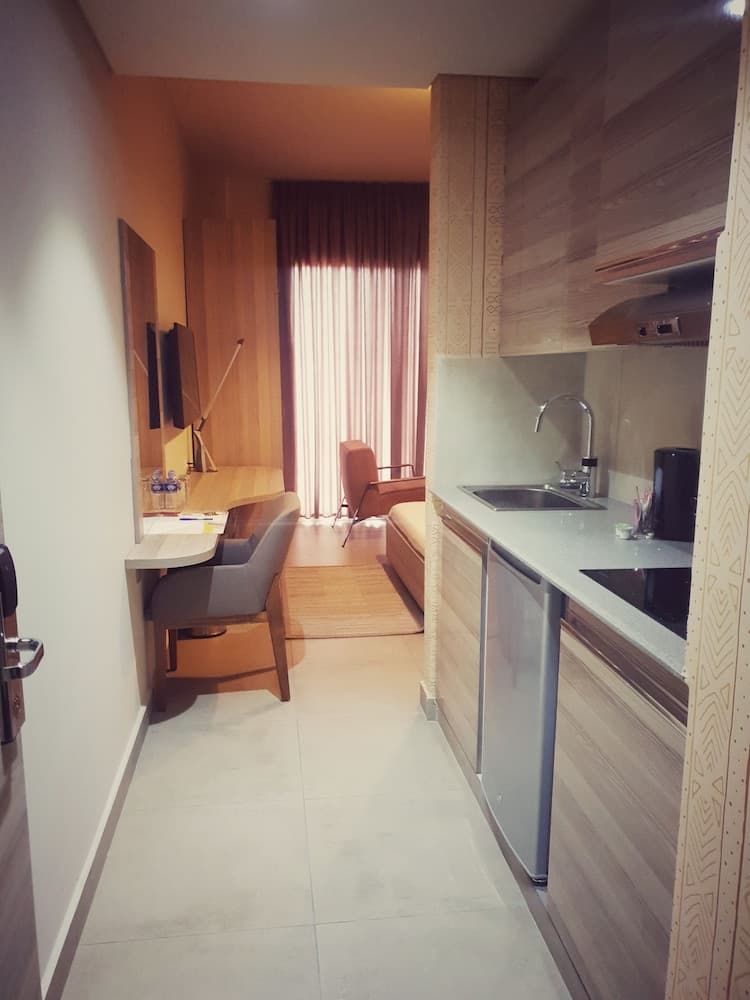 Roots Hotel Apartments, Abidjan, photo 5