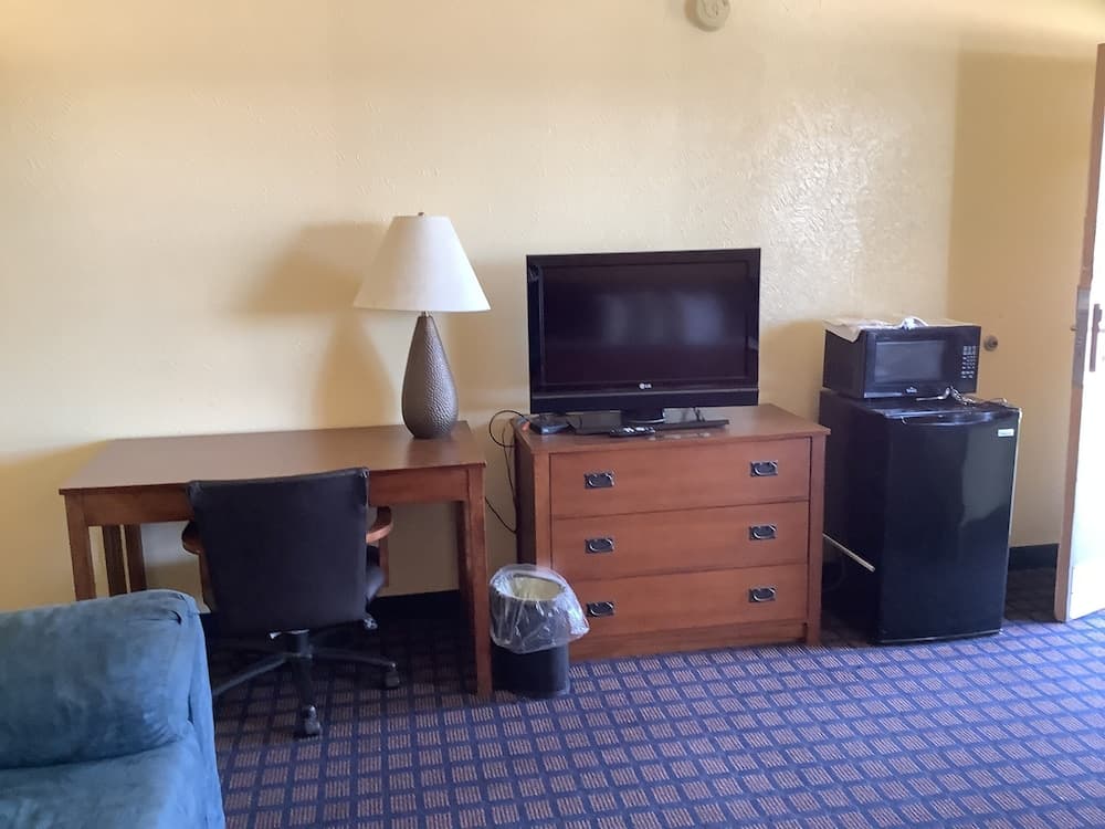 Silver Spur Vintage Inn & Suites, Dodge City, photo 2