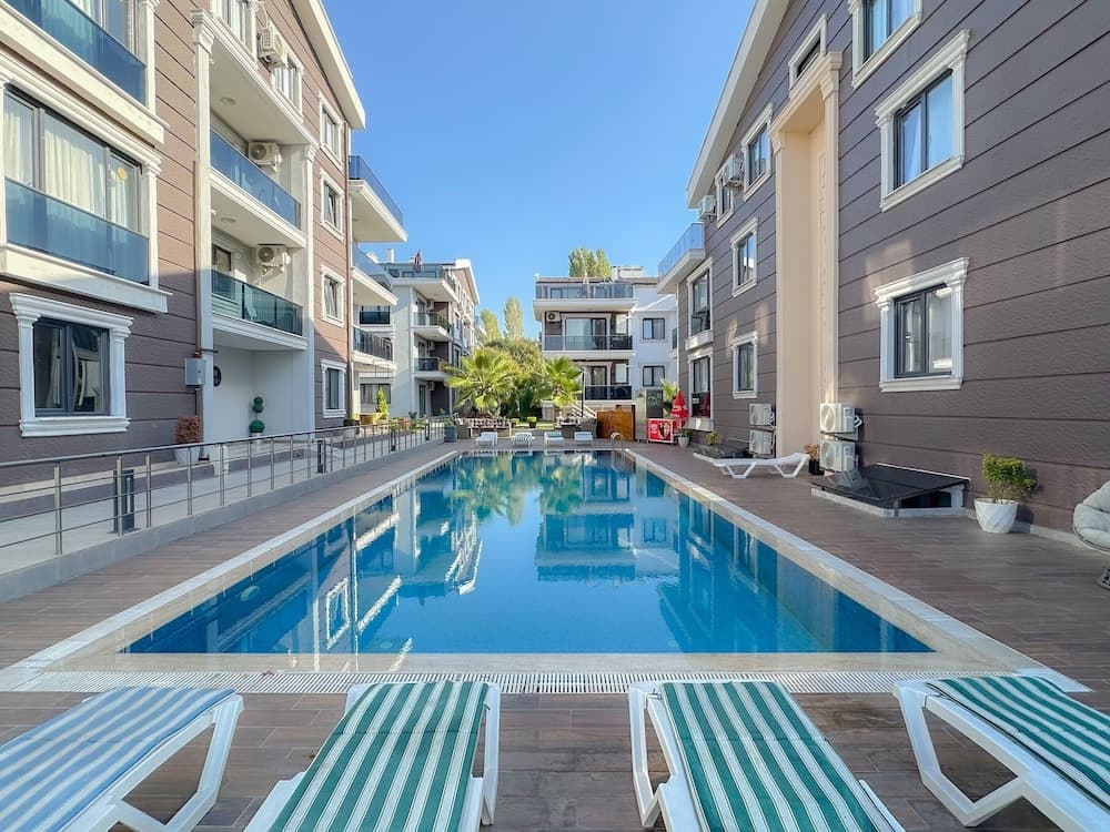 Flower City Suites, Cinarcik