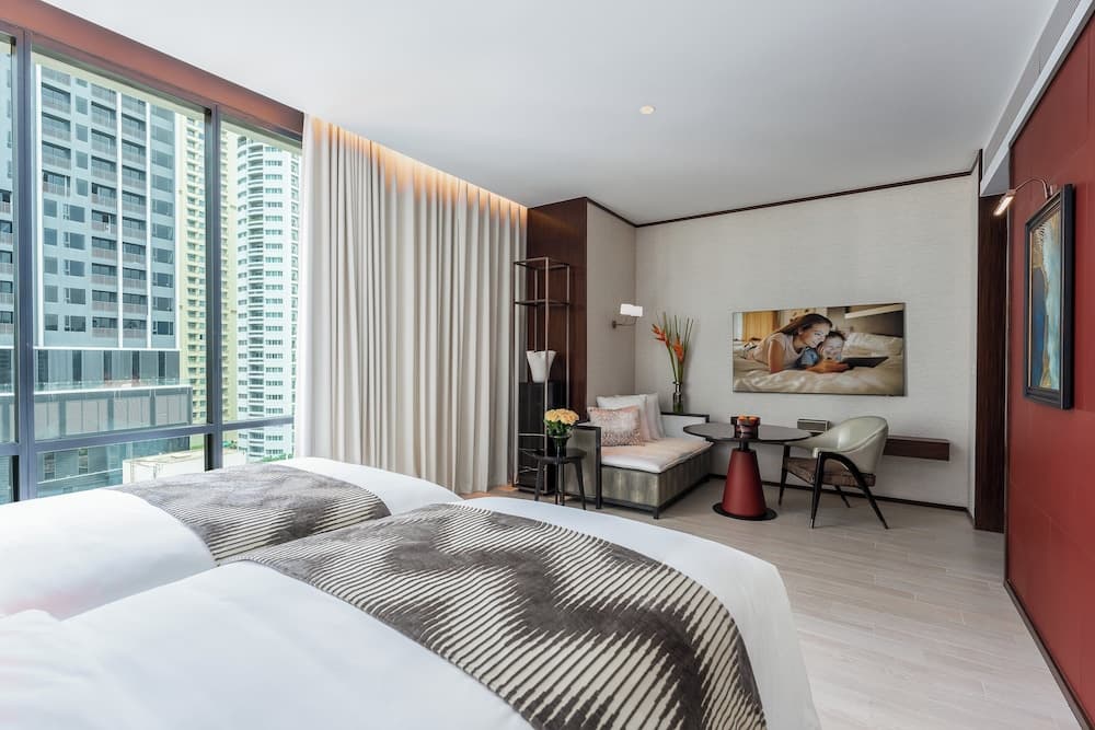 SILQ Hotel And Residence, Bangkok, photo 3