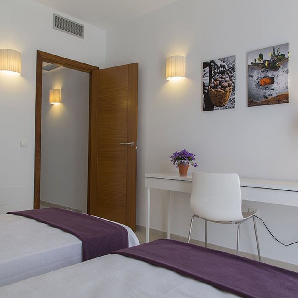 Apartaments Proa Es Pujols - Adults Only, Formentera, photo 3