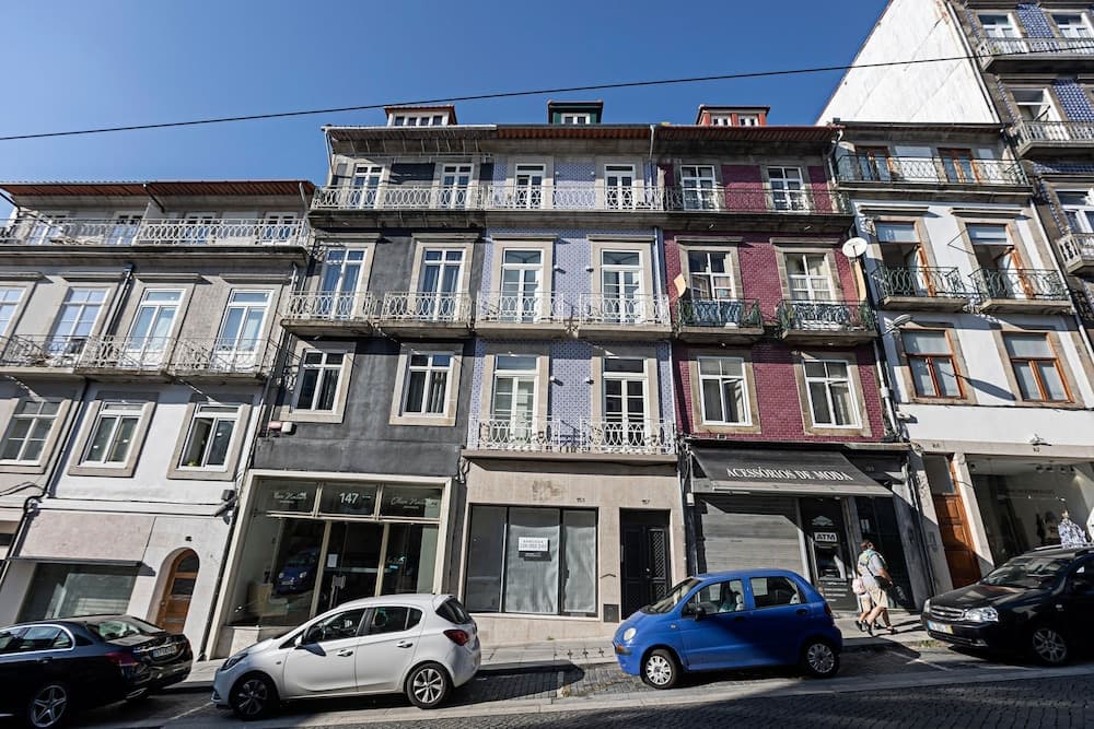 31 Janeiro 157, Porto