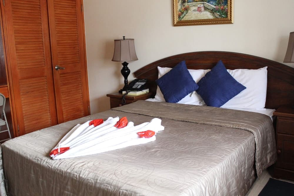 CHOJ Rentals - Sun Island Apartments, St. Lawrence Gap, photo 5