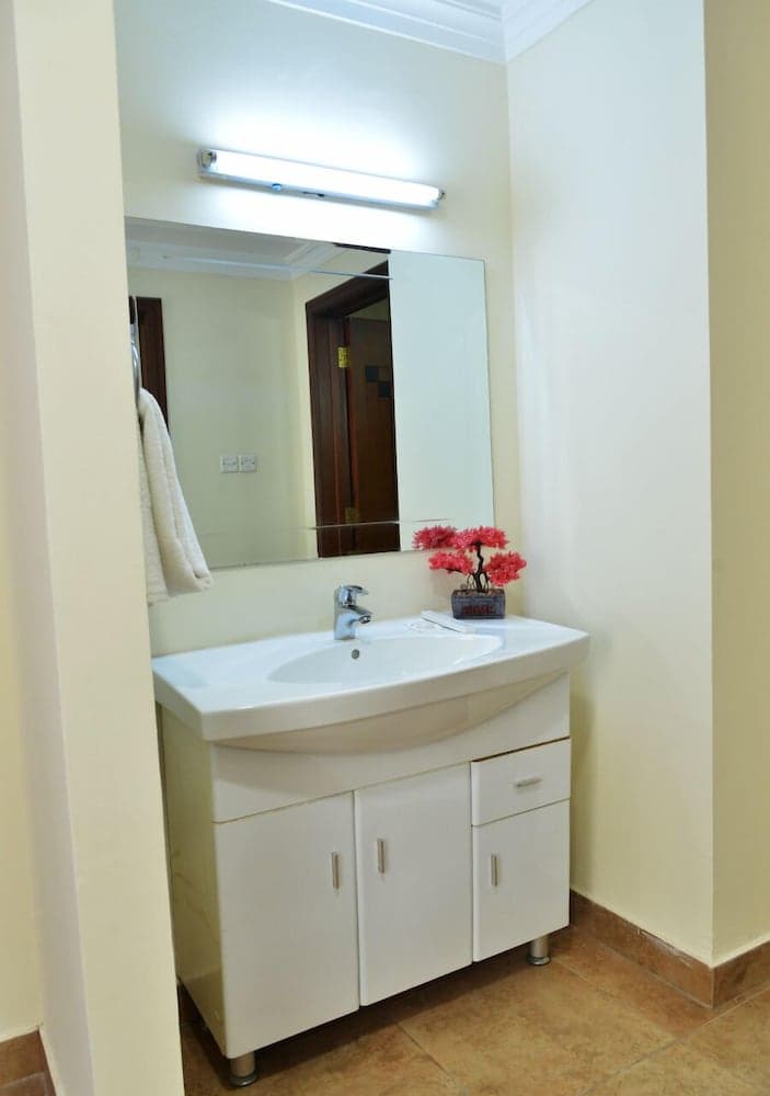 Pearl Bahrain Suites, Manama, photo 2