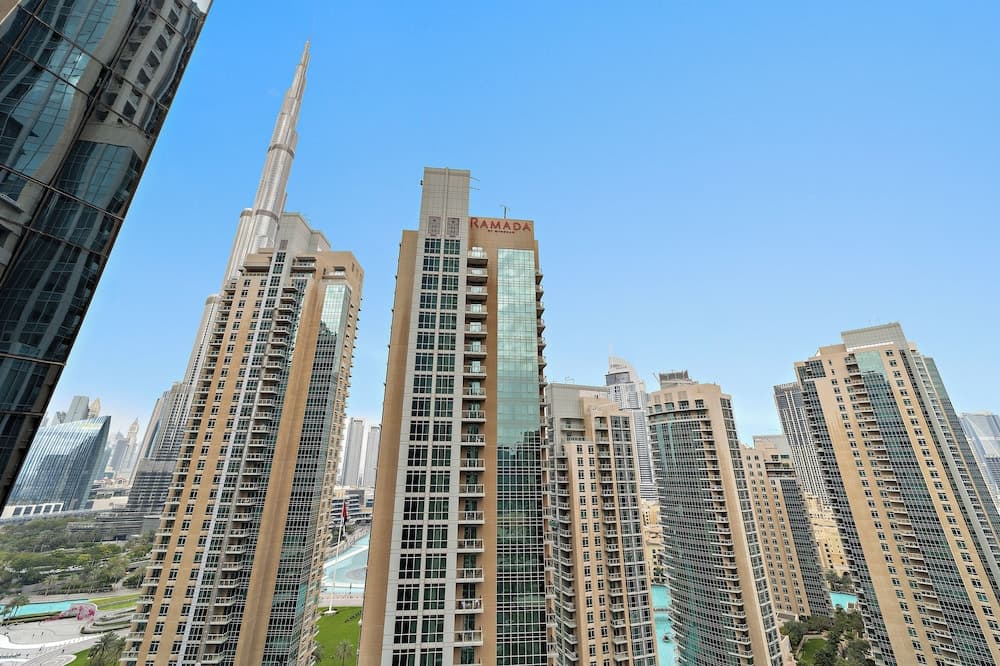 Act One Act Two Apartments, Dubai