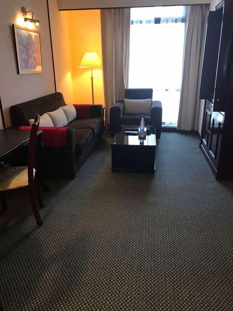 Queens Service Suite at Times Square, Kuala Lumpur, photo 5