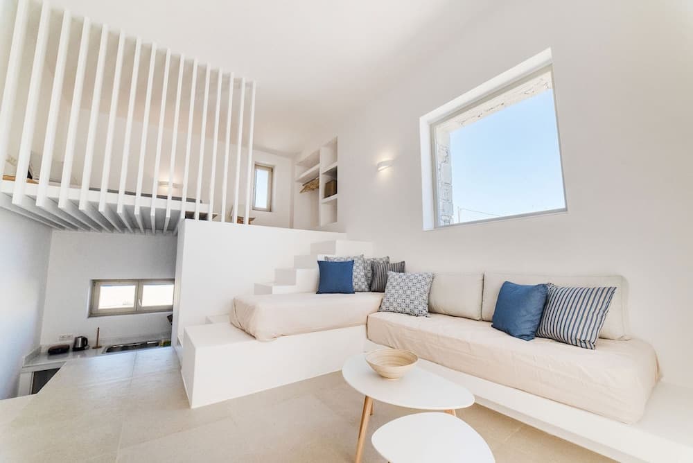 Campo Suites, Paros