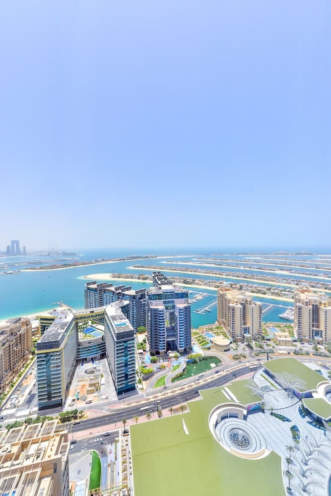 Ultra Luxury Palm Tower with Shared Hotel Facilities, Dubai, photo 3