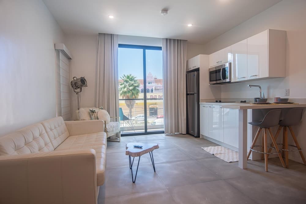 Downtown Oranjestad Apartments & Studios, Oranjestad, photo 2