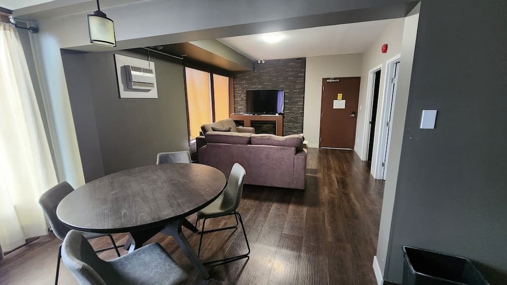Norman Bay Inn, Kenora, photo 6