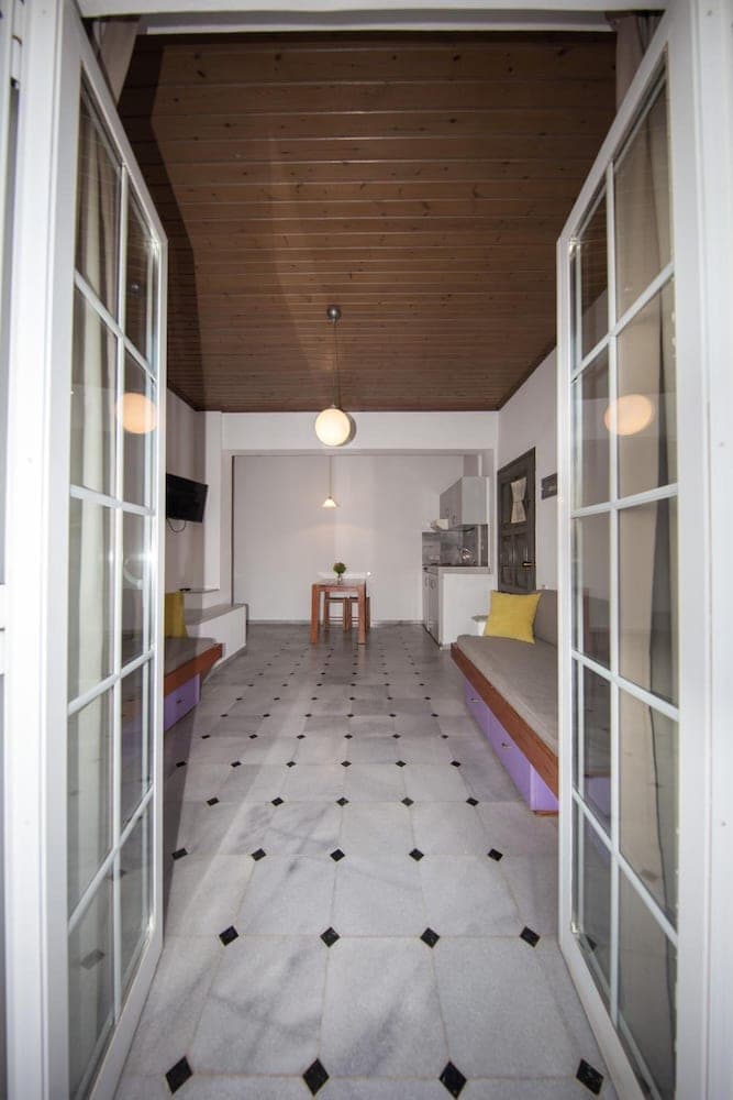 Manias Hotel Apartments, Chania, photo 6