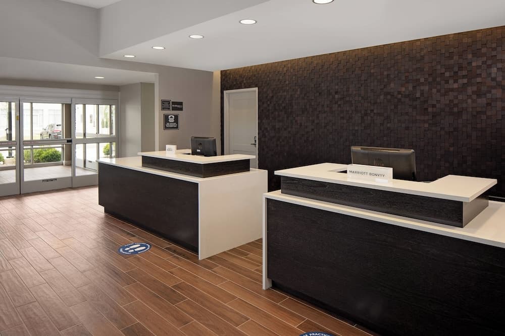 Residence Inn by Marriott Detroit Farmington Hills, Farmington, photo 3