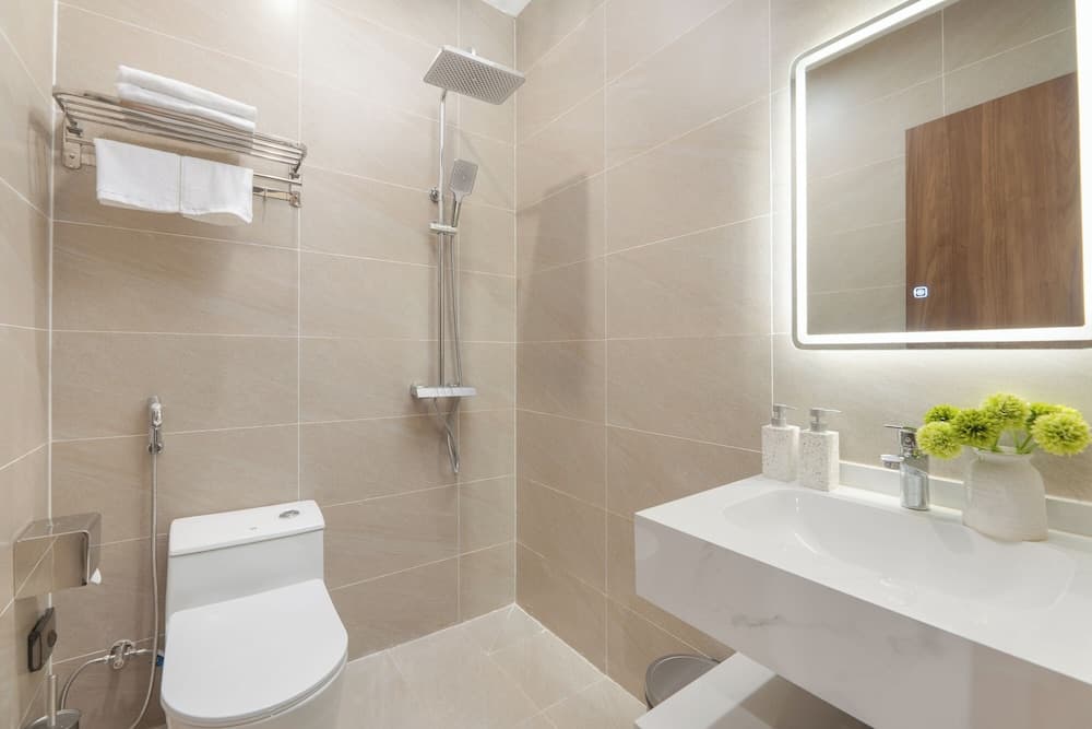 Fuji Hotel And Apartment Hoan Kiem, Hanoi, photo 3