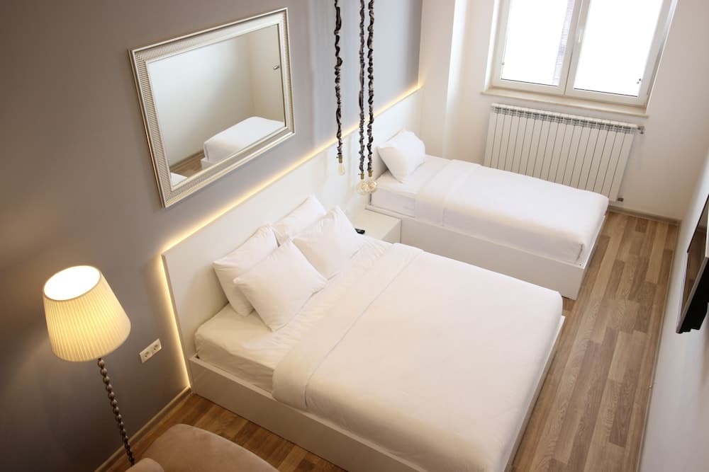Maxela Rooms & Suites, Tbilisi, photo 3
