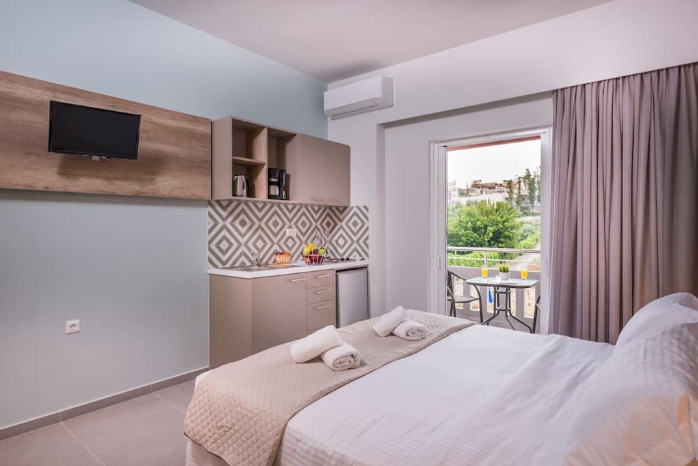 Irini Stalos Apartments, Chania, photo 5