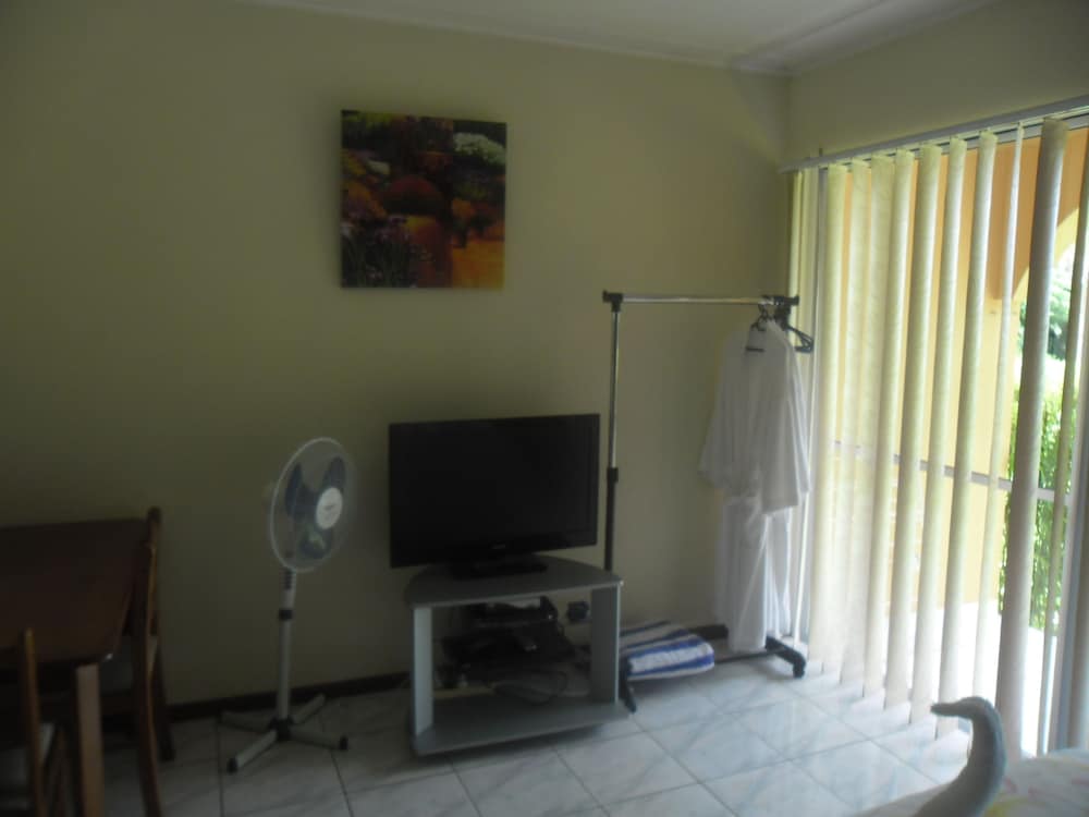Quest Apartments, Port Vila, photo 5