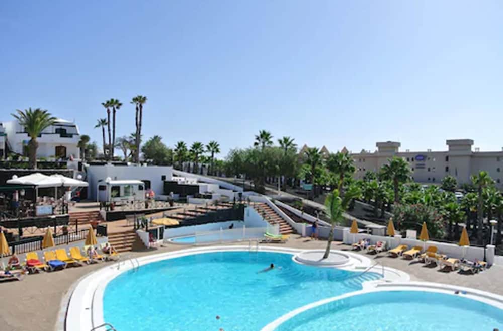 Apartamentos San Marcial, Tías
