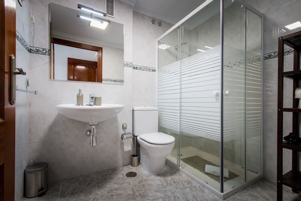 Holidays2Malaga Train Station Area Apartments, Málaga, photo 6