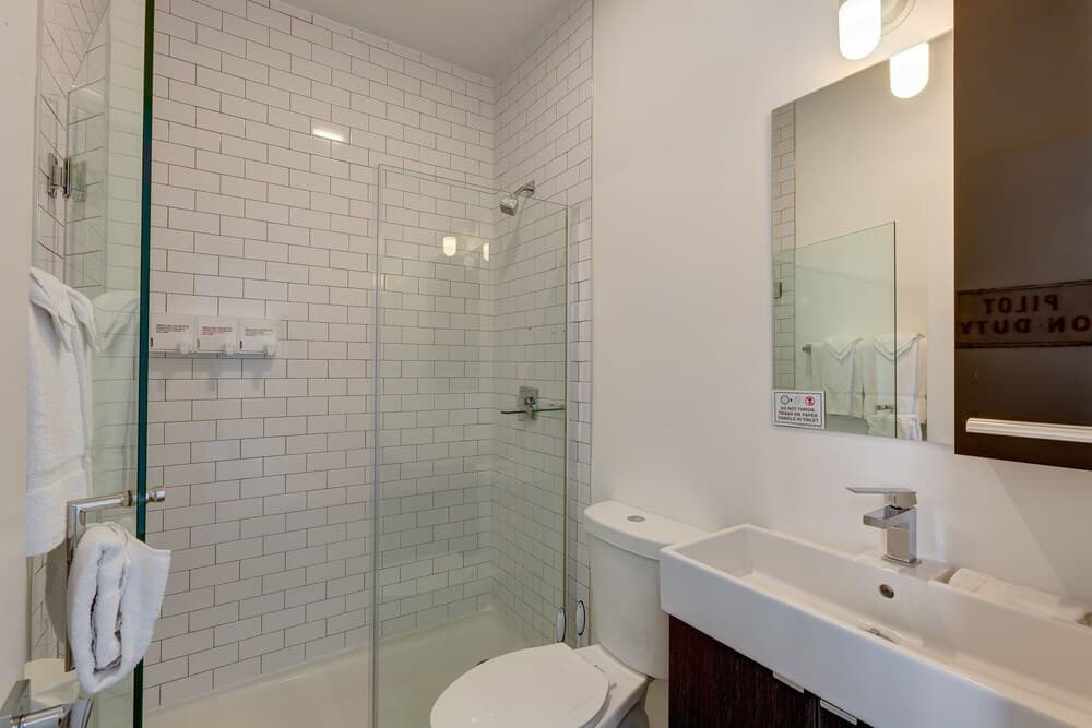 Bathroom at Ground Floor Studios in Chicago by 747 Lofts