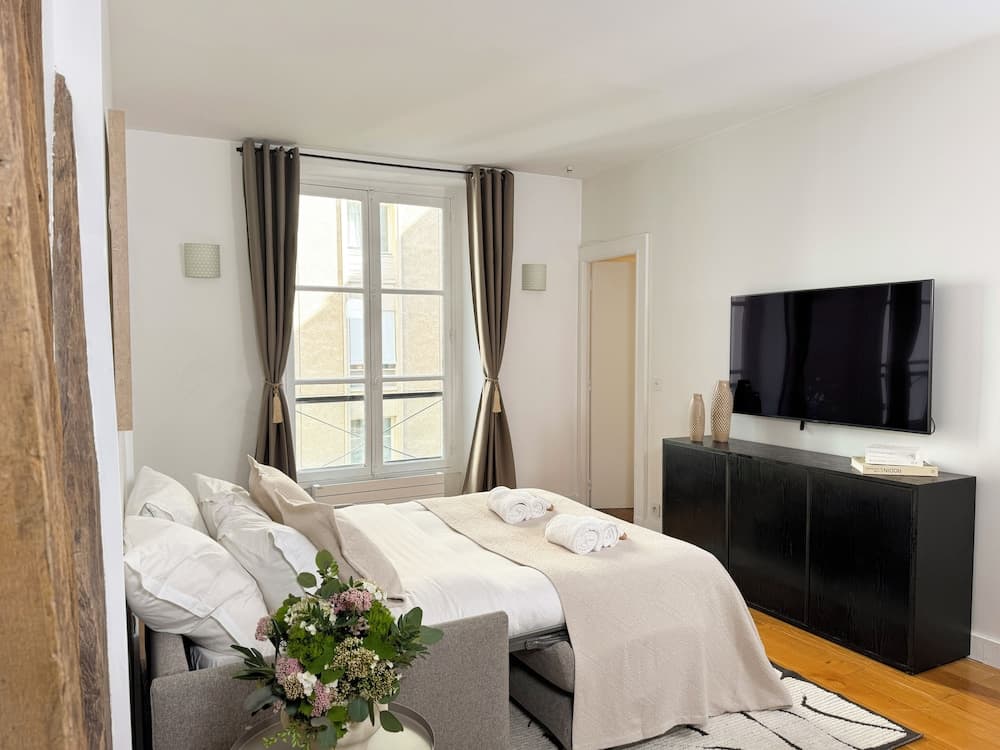 CORNEILLE, Paris, photo 2