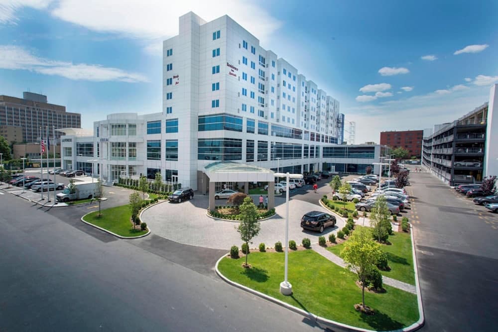 Residence Inn New York The Bronx At Metro Center Atrium, Bronx
