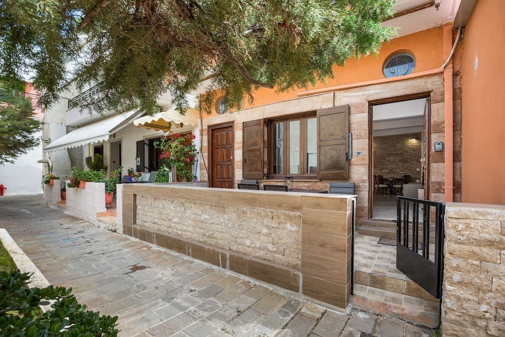 Serenity Maisonette -studio in the Heart of Chania, Chania