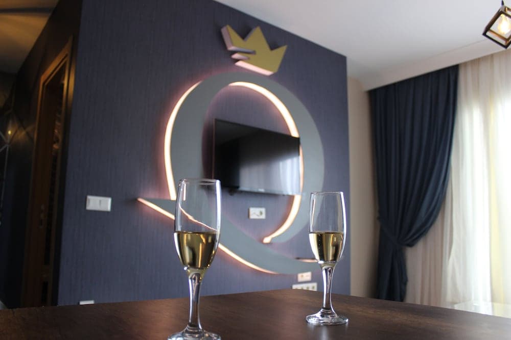 Quars Suite, Istanbul