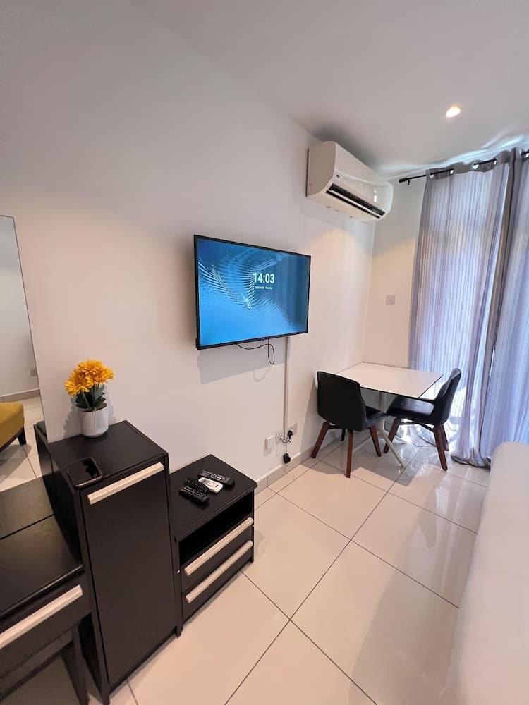 Peravi Suites at Embassy Gardens, Accra, photo 2