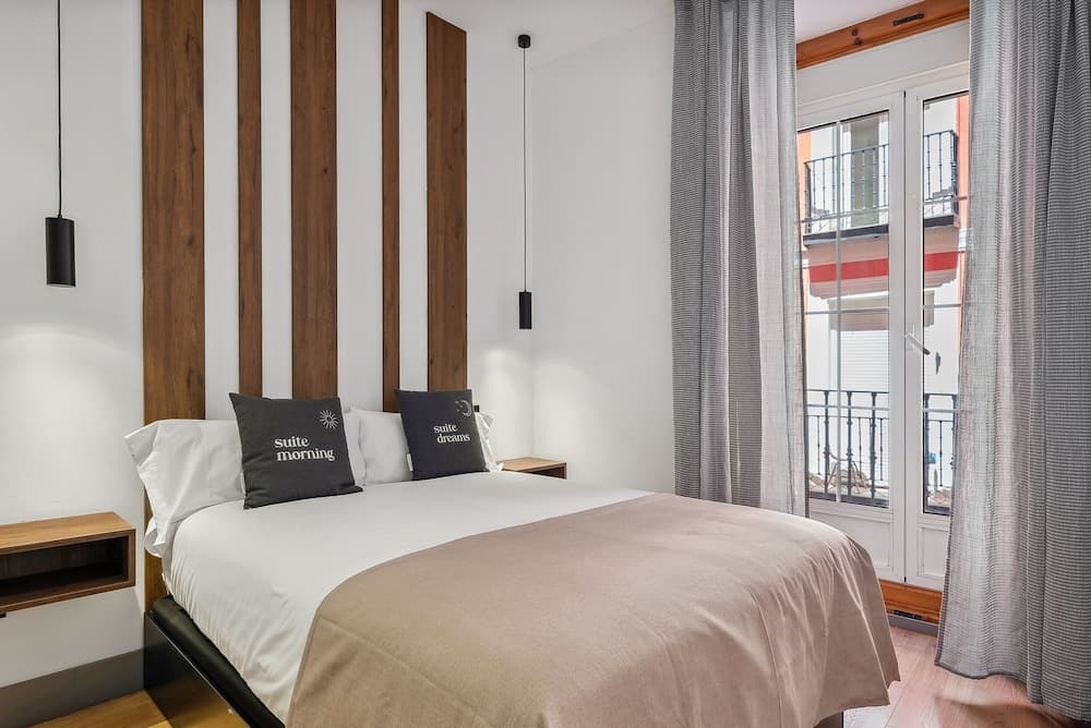 Limehome Madrid Calle de Santa Ana, Madrid, photo 3