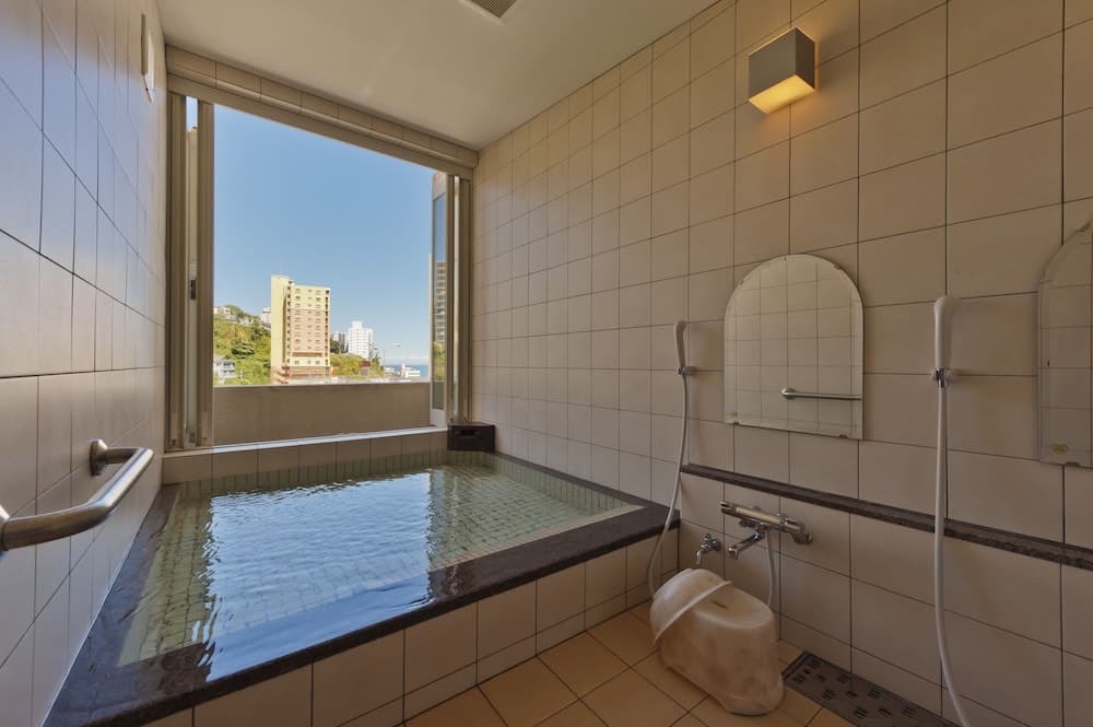 Condominium Hotel Grandview Atami, Atami, photo 2