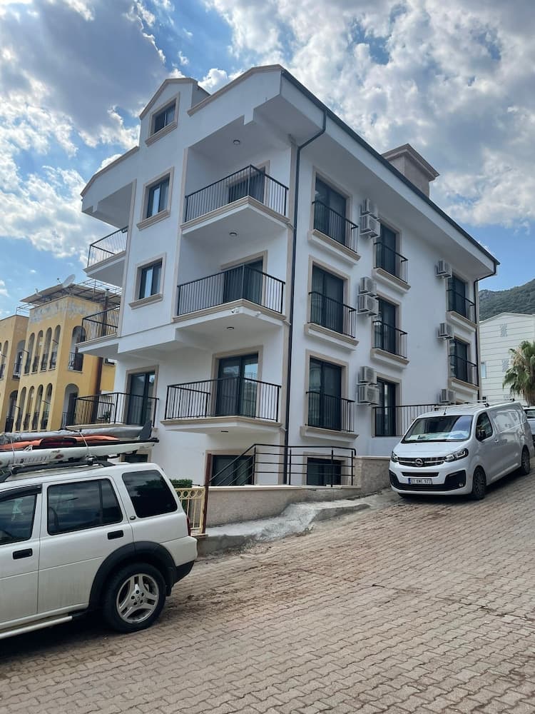 Calba Suite, Kas
