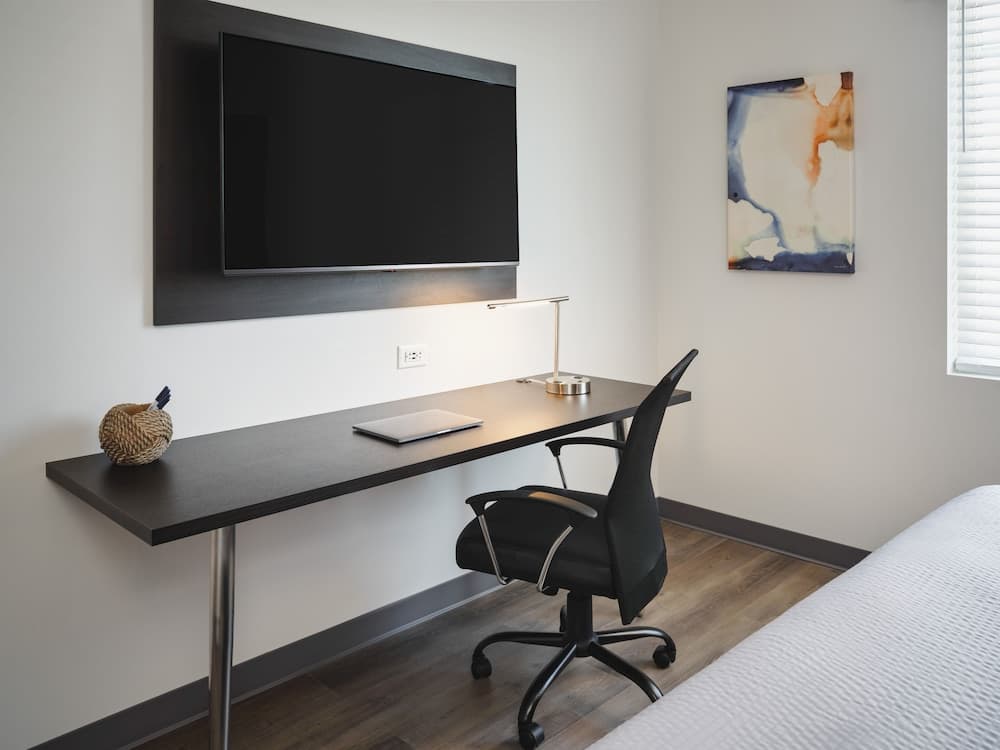 stayAPT Suites Tallahassee-Capitol, Tallahassee, photo 2