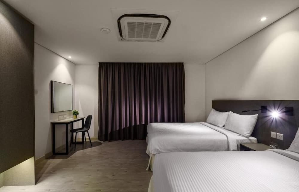 Magazine Vista Hotel Managed By The Ascott Limited, George Town, photo 6