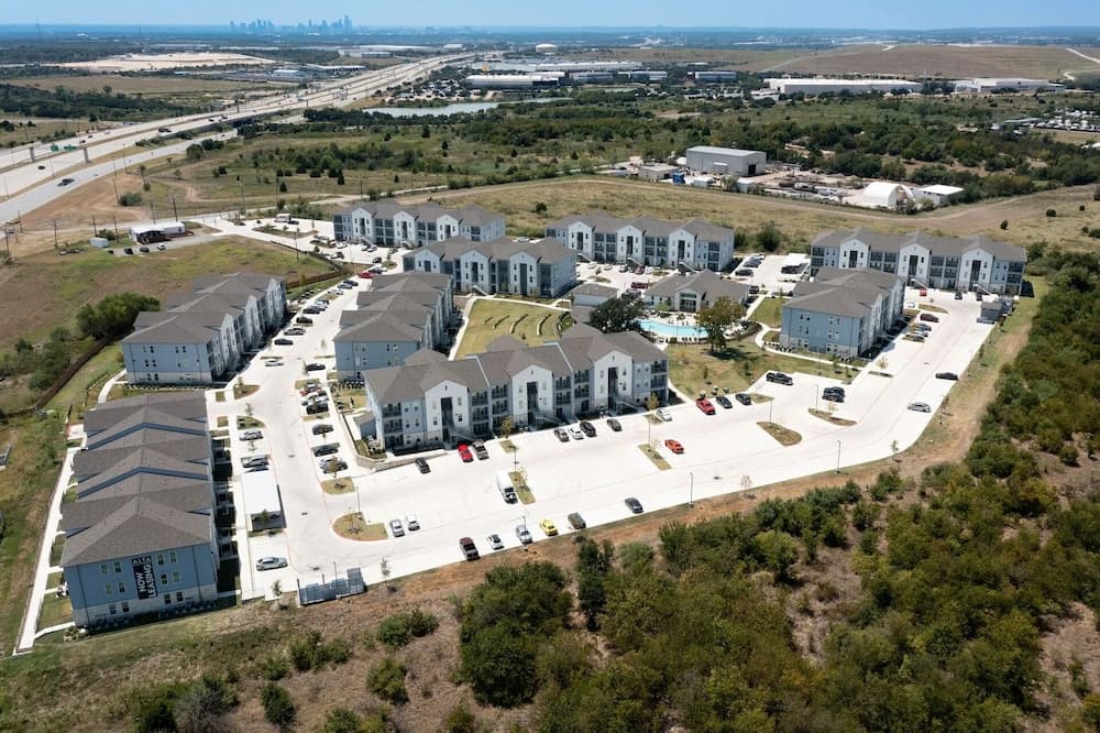 Blue Goose Apartments by Landing, Manor, photo 5
