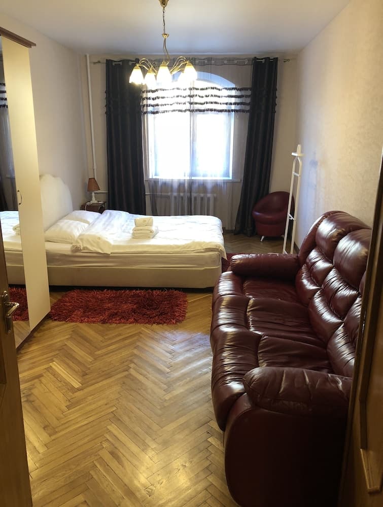 Home Apart 3, Minsk
