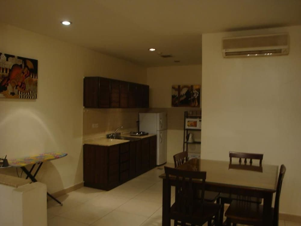 Orans Suites, Jeddah, photo 6