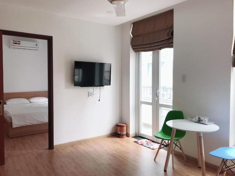 Crown Apartment, Ho Chi Minh City, photo 2