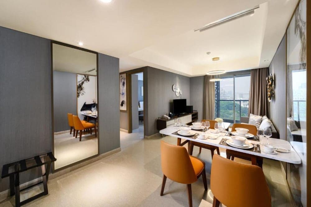 Three-bedrooms, Oakwood Apartments Pik Jakarta, Jakarta, photo 3