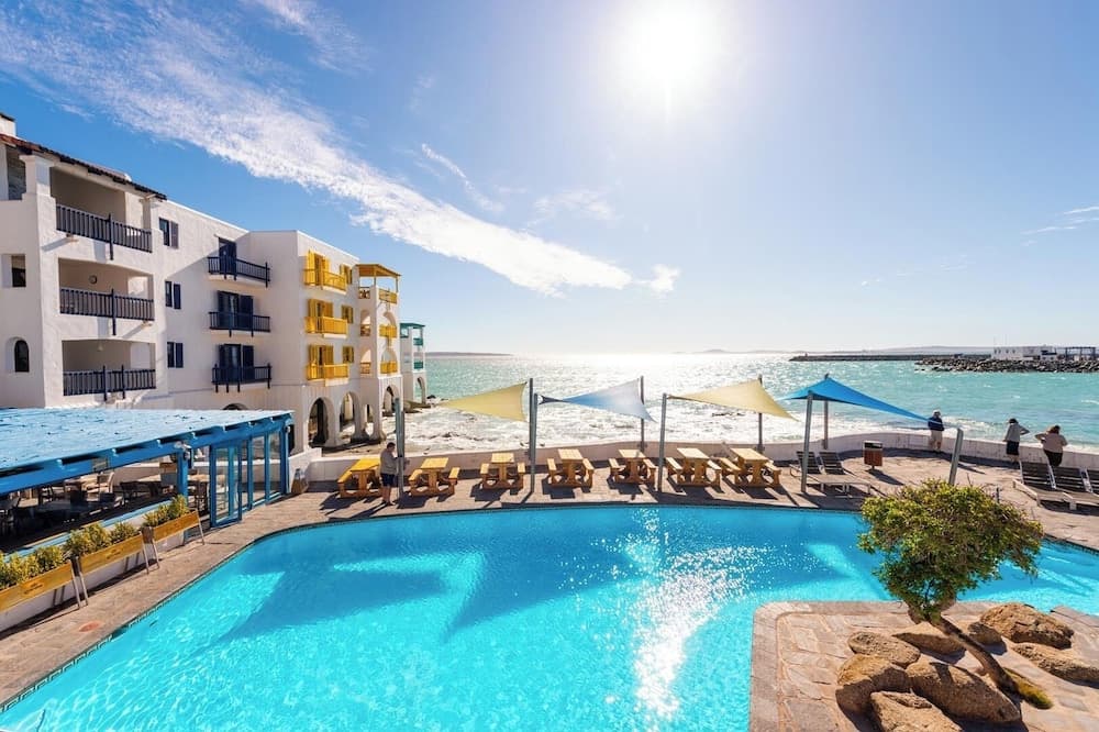 Club Mykonos by First Private Stays, Langebaan