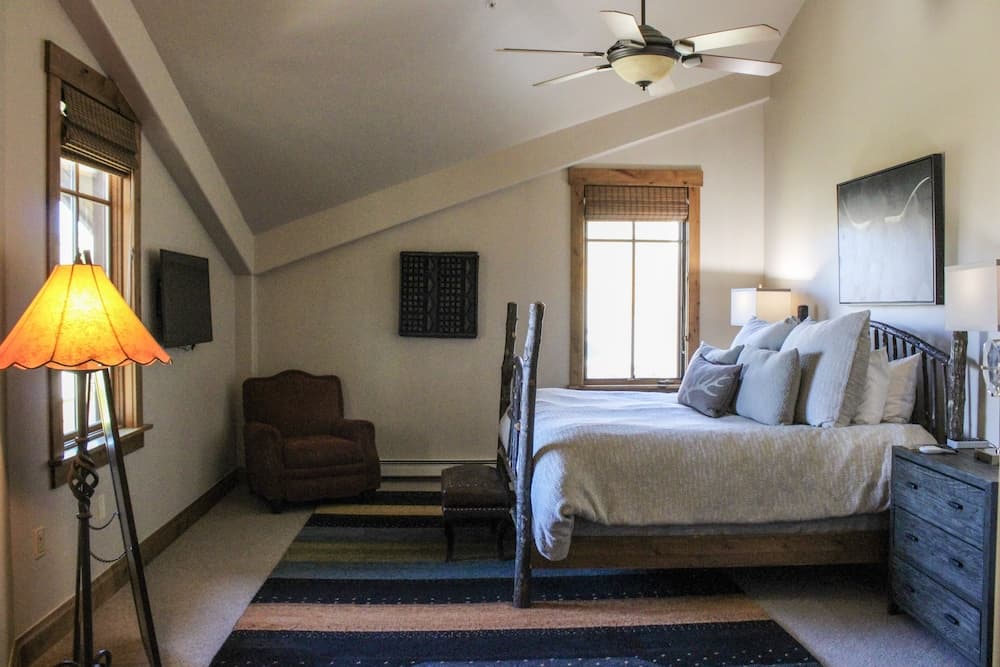 WestWall Lodge, Crested Butte, photo 5