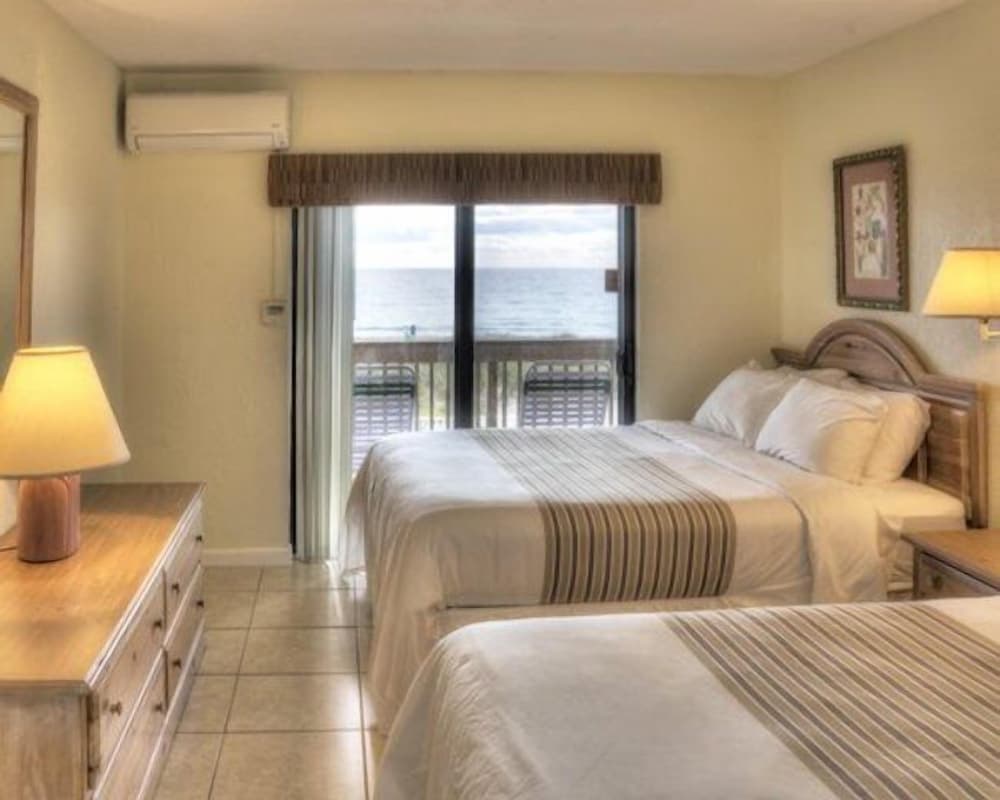 Emerald Seas Deerfield Beach Club, Deerfield Beach, photo 4