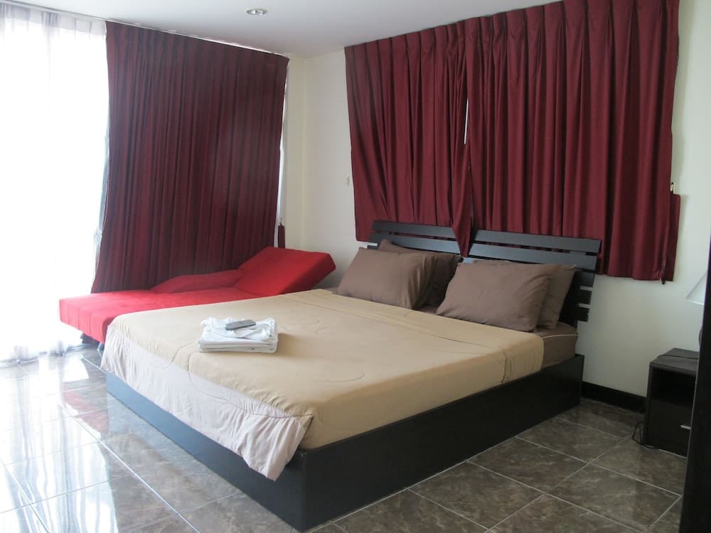 Rouge Service Apartments, Pattaya, photo 2